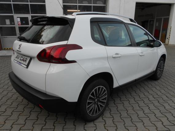 ObrázekPeugeot 2008 Active 1,2 1.maj ČR #4