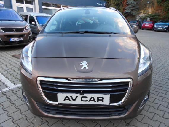 ObrázekPeugeot 5008 Allure 2,0HDi AUT6 ČR 7míst #4