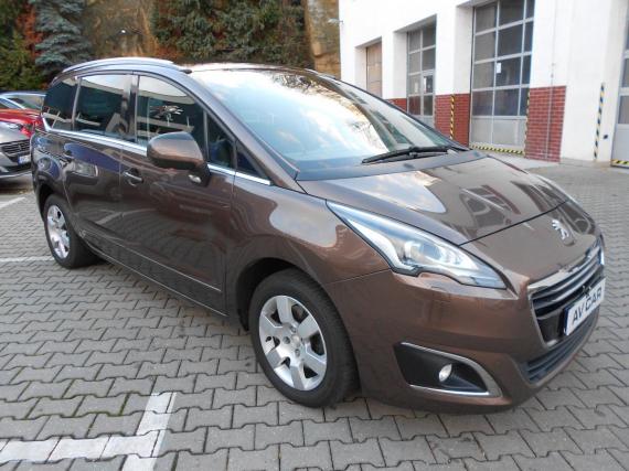 ObrázekPeugeot 5008 Allure 2,0HDi AUT6 ČR 7míst #5