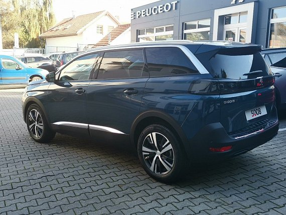 ObrázekPeugeot 5008 ALLURE PACK PureTech 130 S&S EAT8 #3